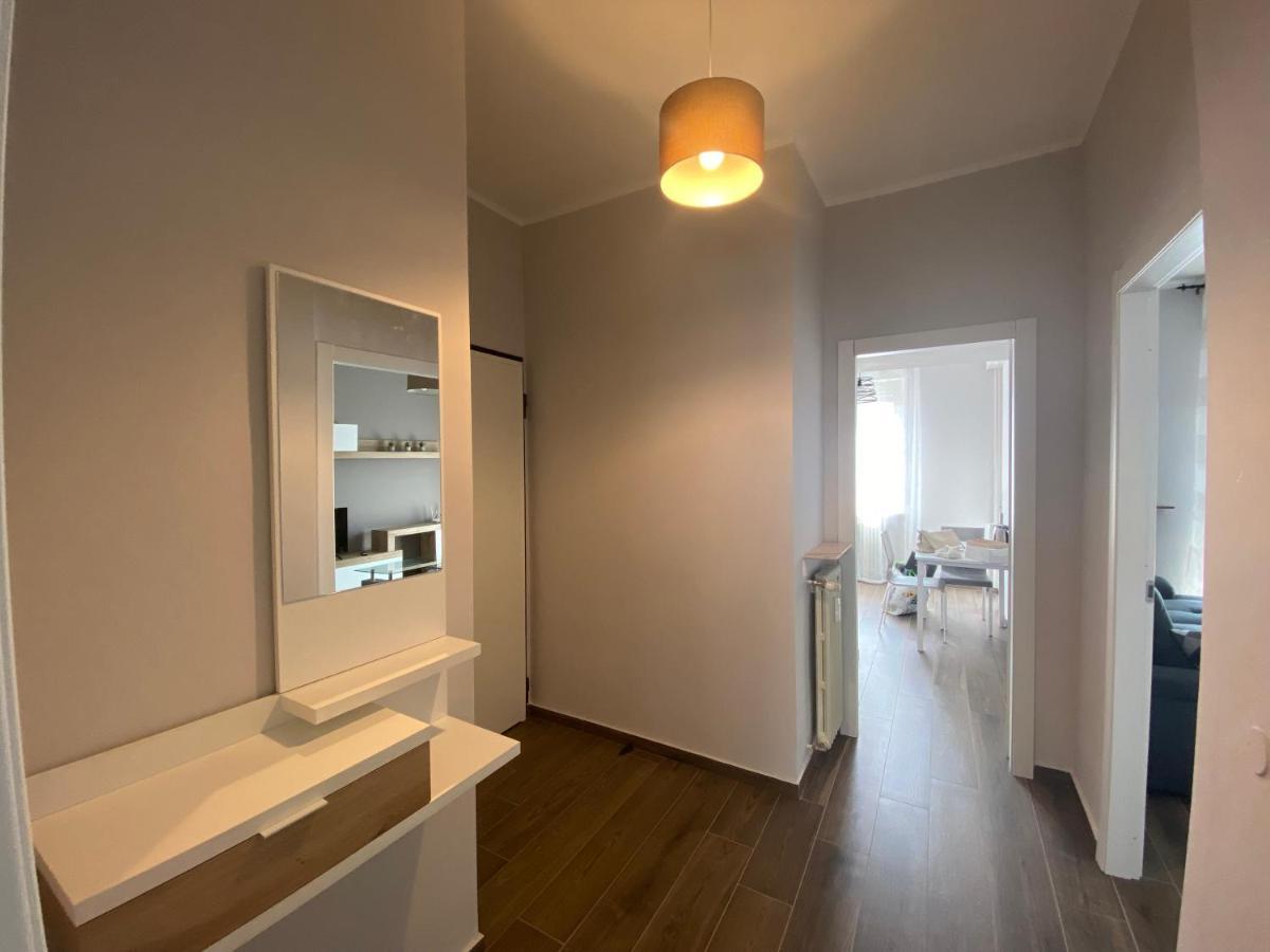 La Casa Di Alice2 Apartment Vercelli Bagian luar foto